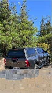 Sandkat4X4 Hardtop en acier inoxydable - Cabine vitrée - Vitres latérales coulissantes Toyota Hilux 2015 +