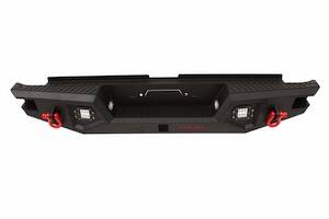 Sandkat4X4 Pare-chocs arrière en acier OMSA - Toyota Hilux 2015-2020 Dakar V2 avec LED (compatible avec ou sans capteurs)