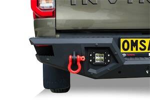 Sandkat4X4 Pare-chocs arrière en acier OMSA - Toyota Hilux 2015-2020 Dakar V2 avec LED (compatible avec ou sans capteurs)