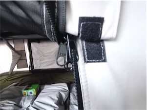 Sandkat4X4 J&Max by Sandkat4x4 - JUNGLE - Tente de toit coque rigide en ABS- ouverture popup vertical et tissu couleur gris clair - 2/3 personnes